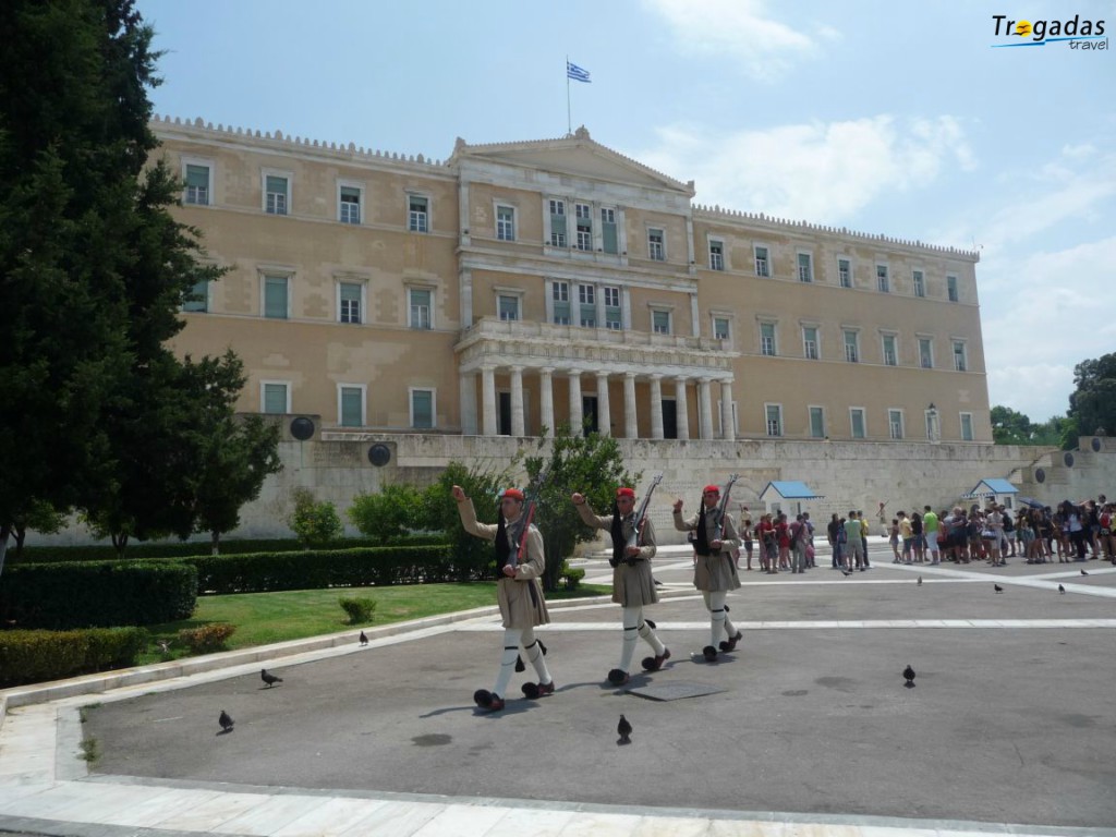 Athens Tour Acropolis Summer Excursion From Pefki Edipsos 007